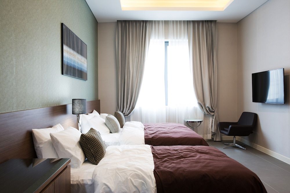 Mate Hotel Bundang Family Suite (Free laundry and dry for 2+ nights / Pool access with fee, inquire 1 day ahead)
