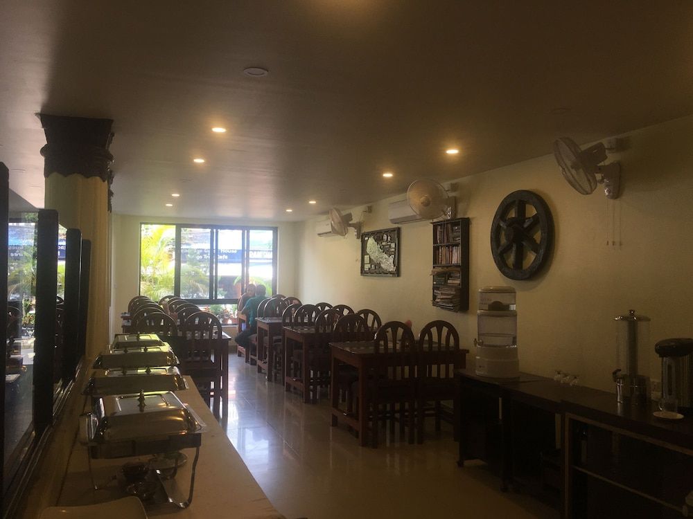 undefined Hotel Fewa Holiday Inn 7