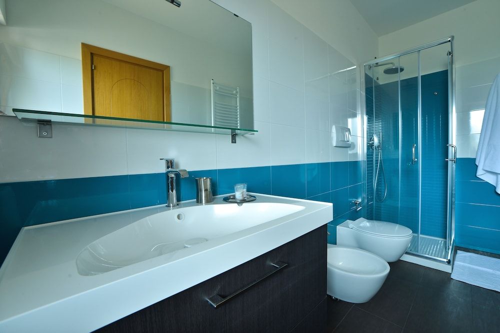 MozÁrt B&B - Affittacamere Deluxe Double Room (Movie Room) 2