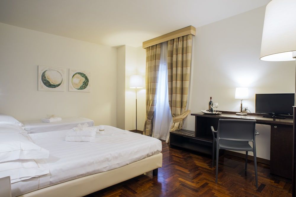 Locanda Giustini Classic Triple Room 3