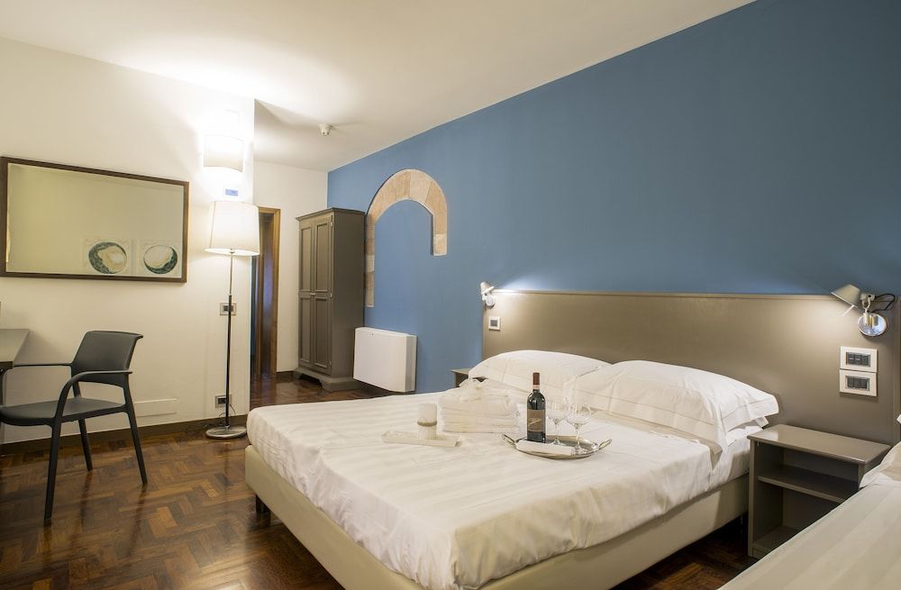 Locanda Giustini Classic Triple Room 2