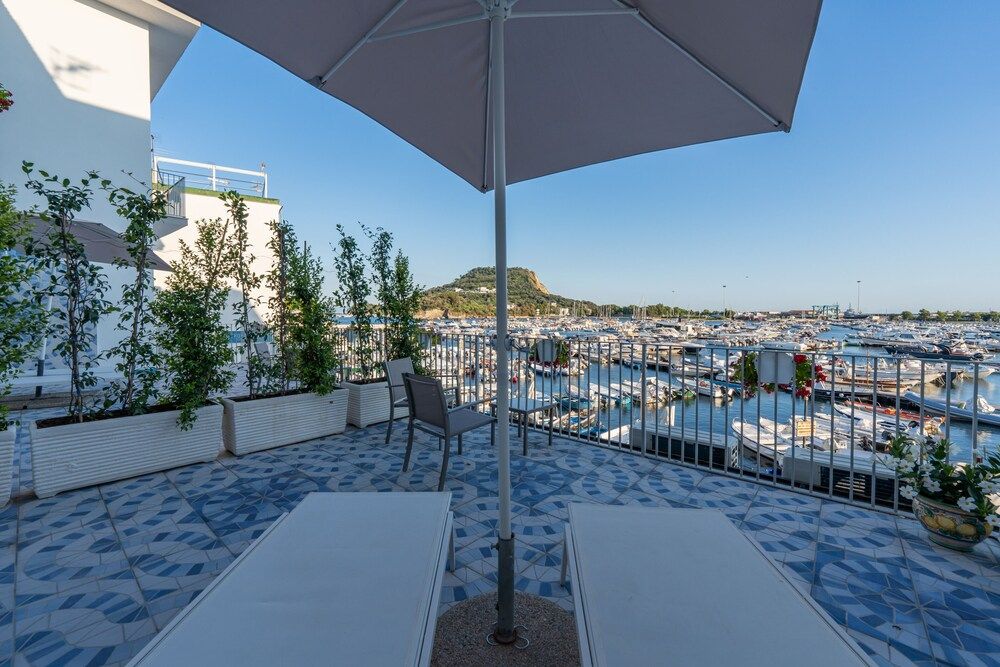 Baia Flegrea Meublè Classic Studio Suite 4
