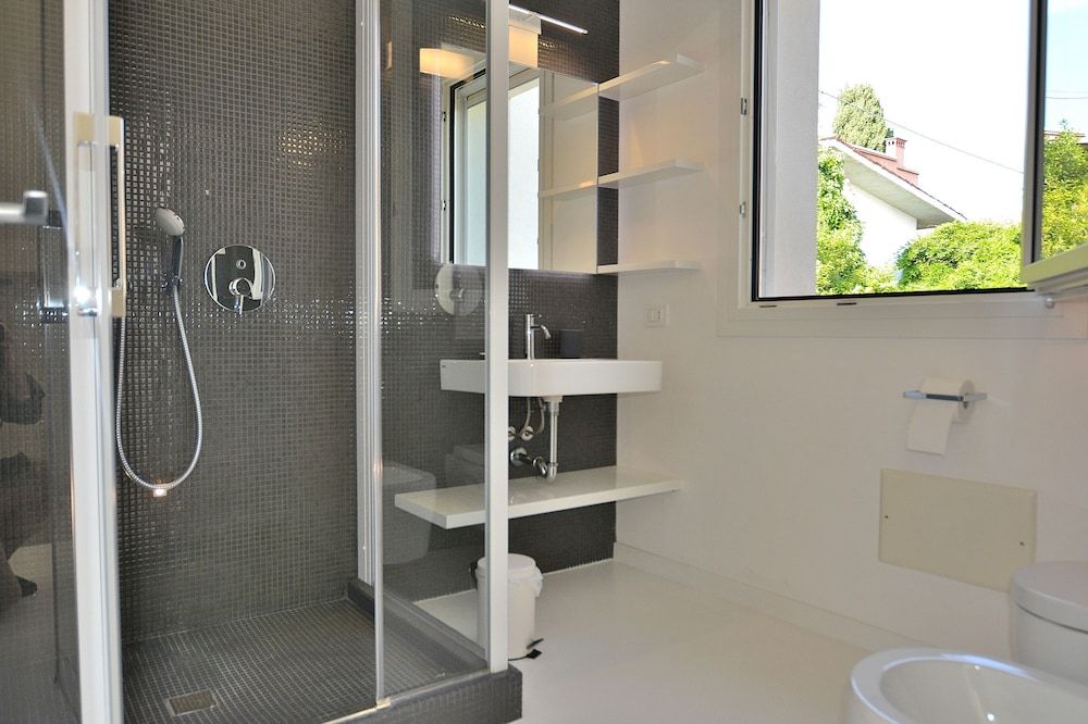 The White Apartment With Pool Apartment, 3 Bedrooms, Pool View 17