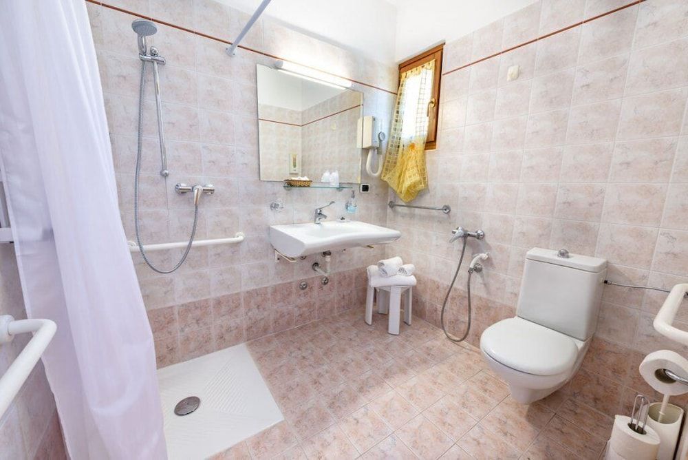 Agriturismo Costadoro Classic Double or Twin Room, Terrace, Lake View 4
