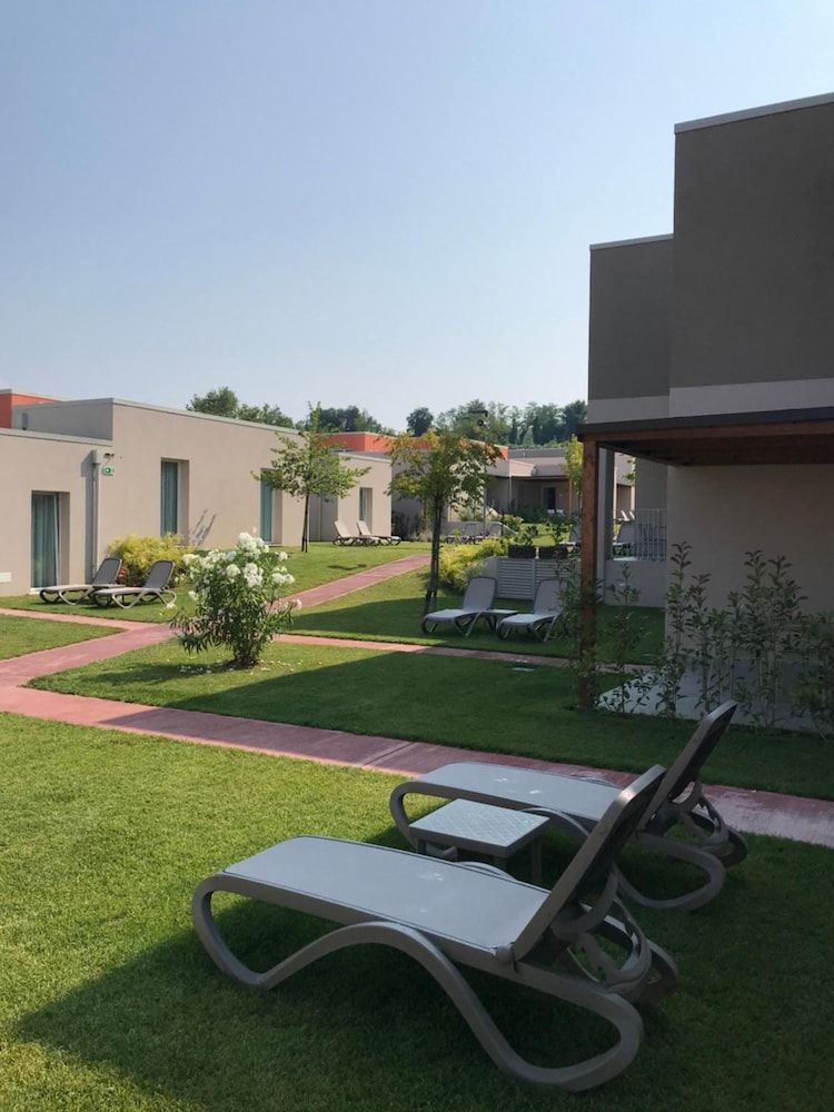 undefined Sisan Family Resort 3