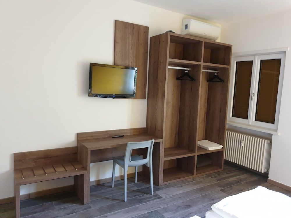undefined Ariston Apartment 2