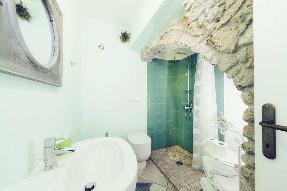 B&B Blu Bosa Deluxe Room (Maestrale) 6