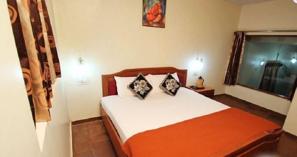 undefined Regal hotel Matheran 9