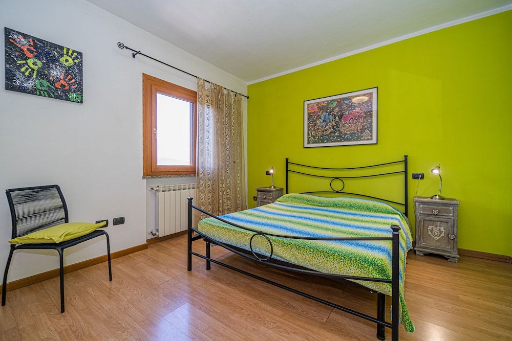 Apartment, 3 Bedrooms, Smoking, Balcony