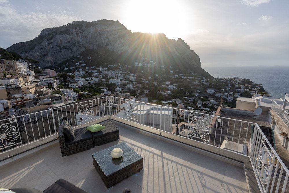 undefined Rooftop Luxury Apartment