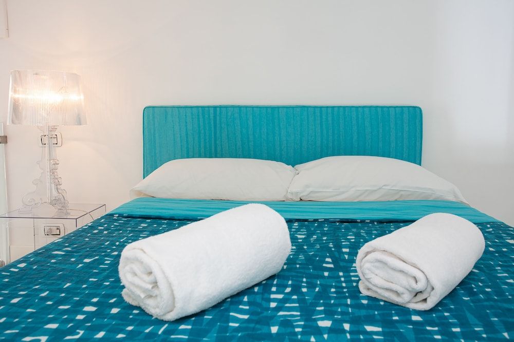 undefined Rooftop Luxury Apartment 4