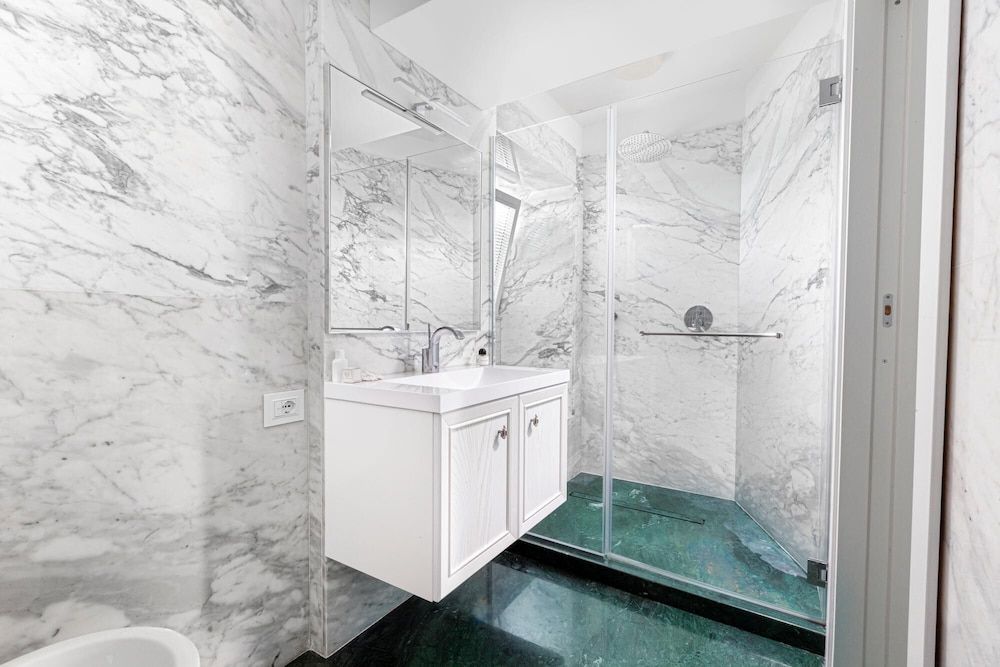 undefined JJ Capri in Capri With 2 Bedrooms and 2 Bathrooms 8