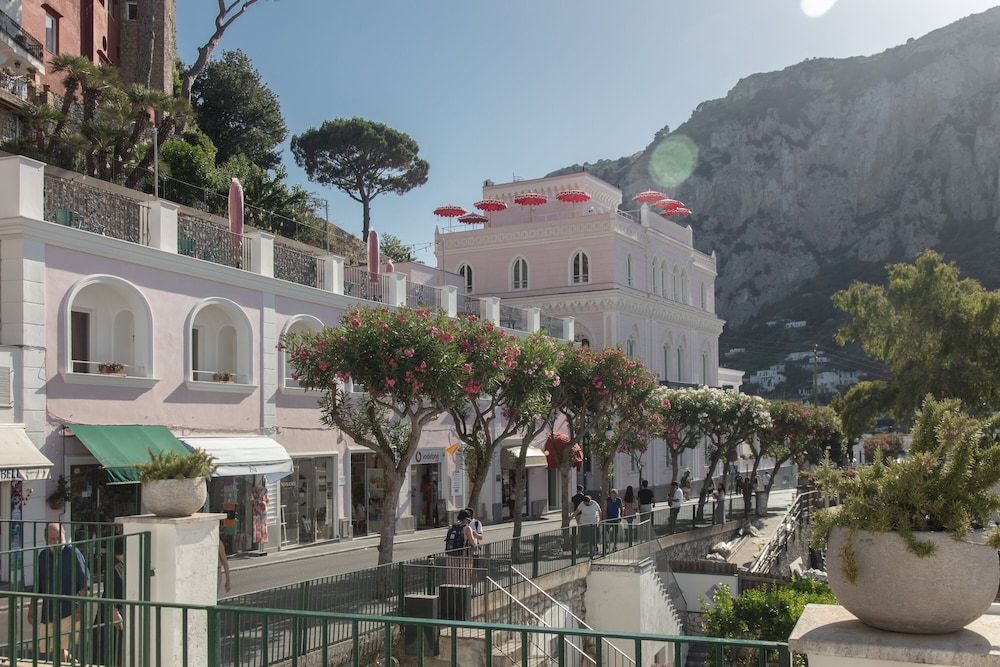 undefined Il Capri Hotel 6
