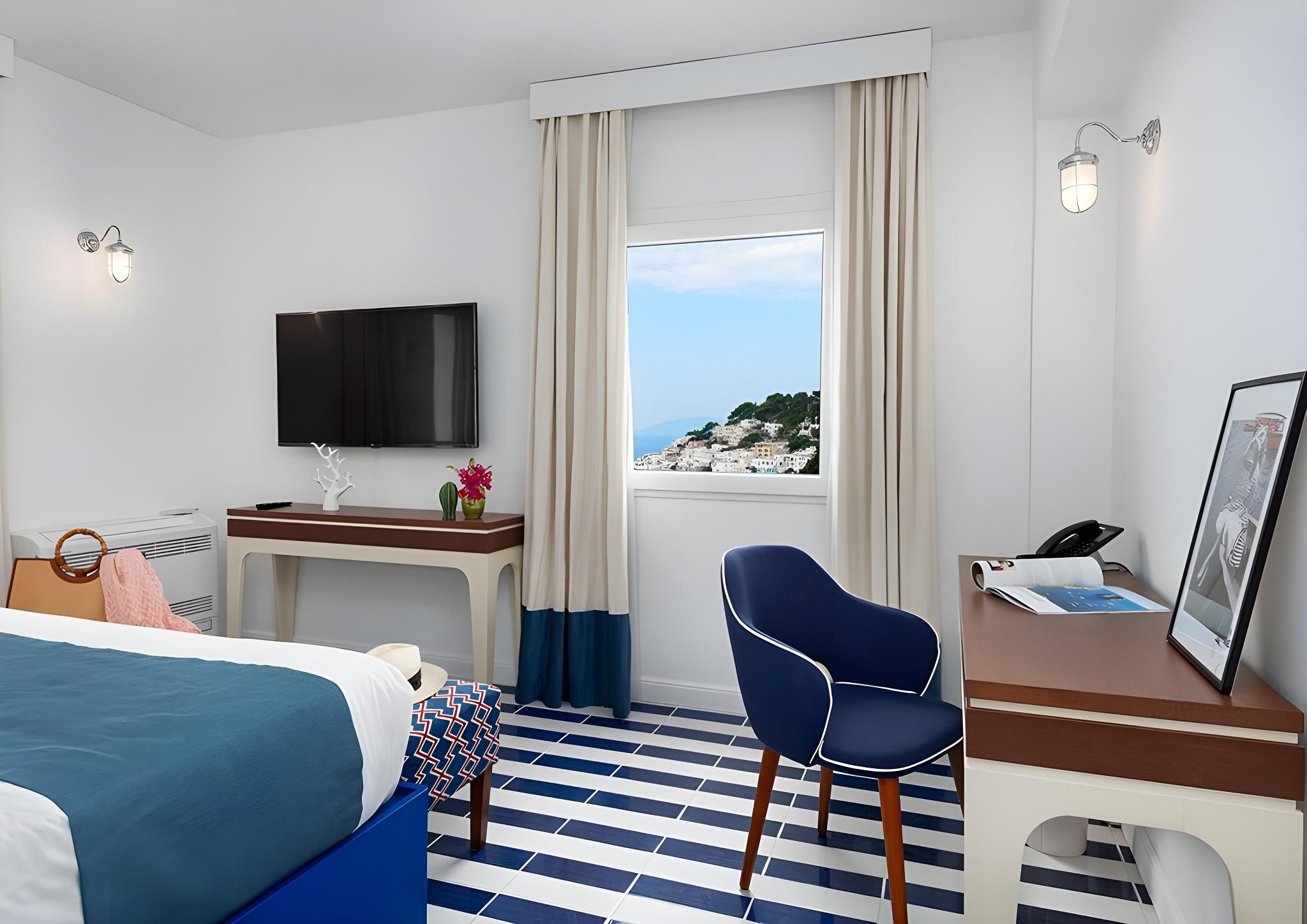 Executive Suite with Hot Tub