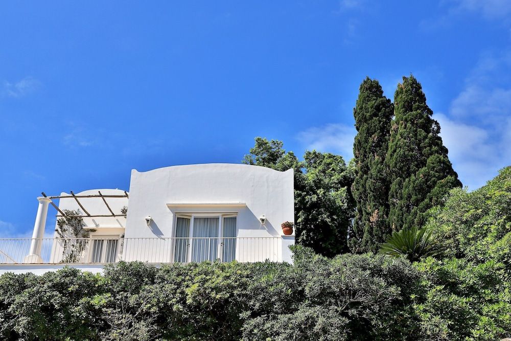 undefined Luxury Villa Fiorita - Amazing Terrace Premium Location 3