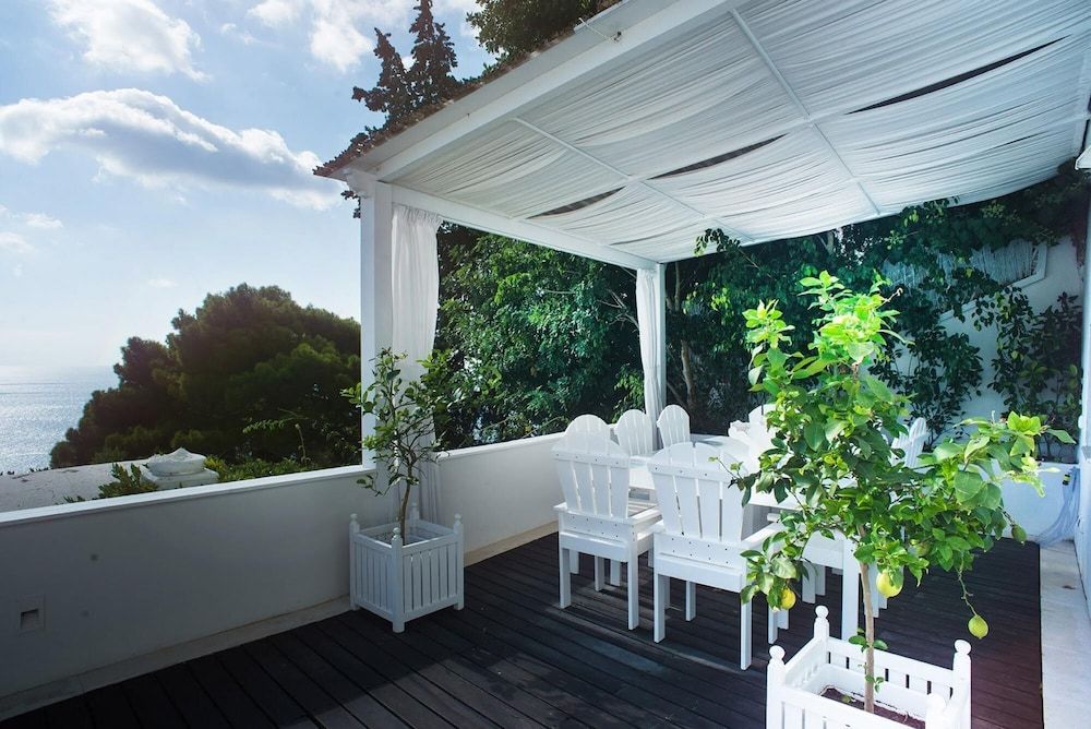 undefined La Coccodrilla in Capri 10