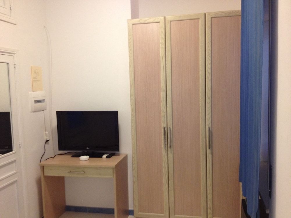 Guest House La Piazzetta Standard Double Room 9