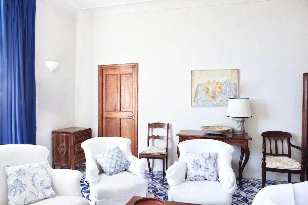 Villa Capri Marina Villa (4 Bedrooms) 11