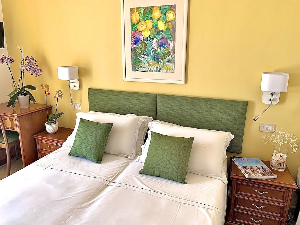 Classic Room, Balcony