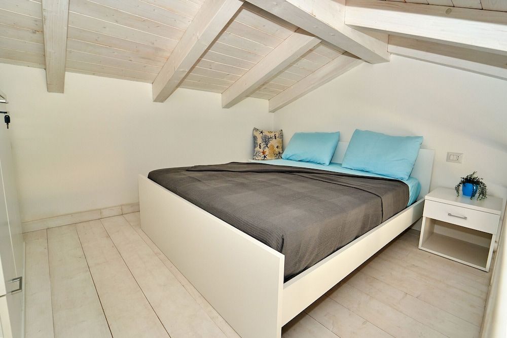 Apartment, 2 Bedrooms, Terrace, Sea View