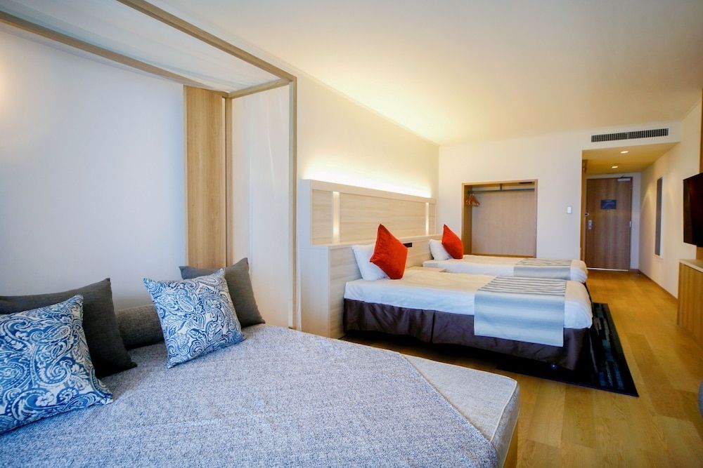 Main Building Deluxe Twin Room, Non Smoking