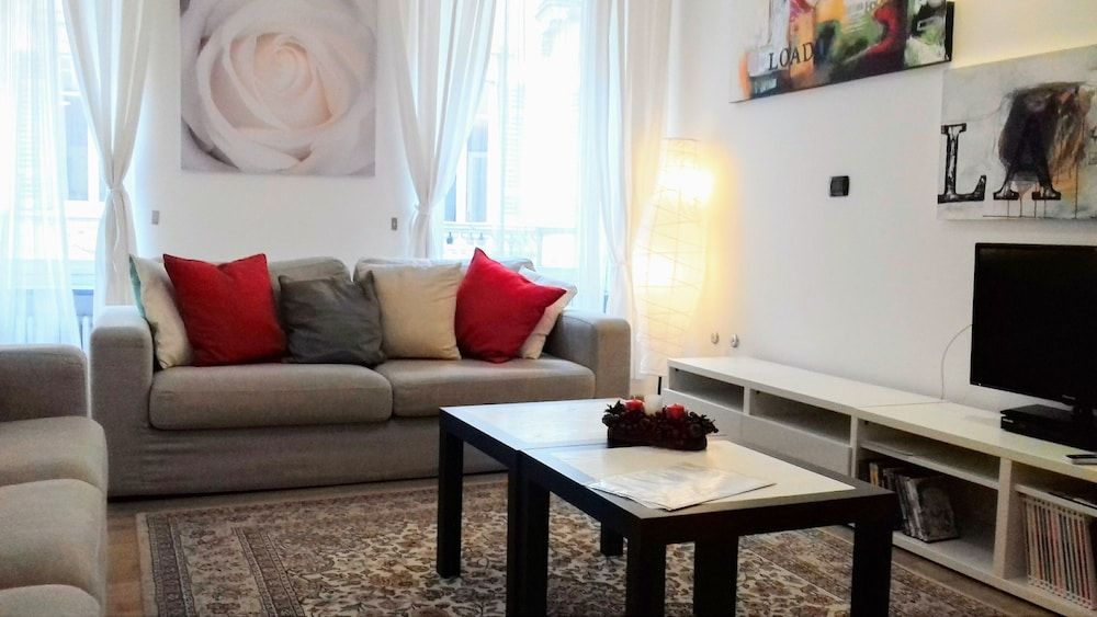 undefined Piazza Mazzini Apartment 7