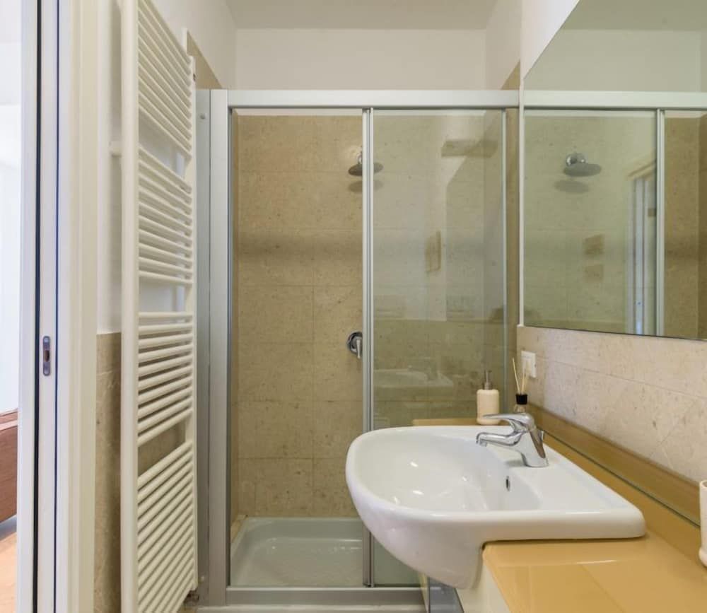 Piazza Volta Apartment, 1 Bedroom 14