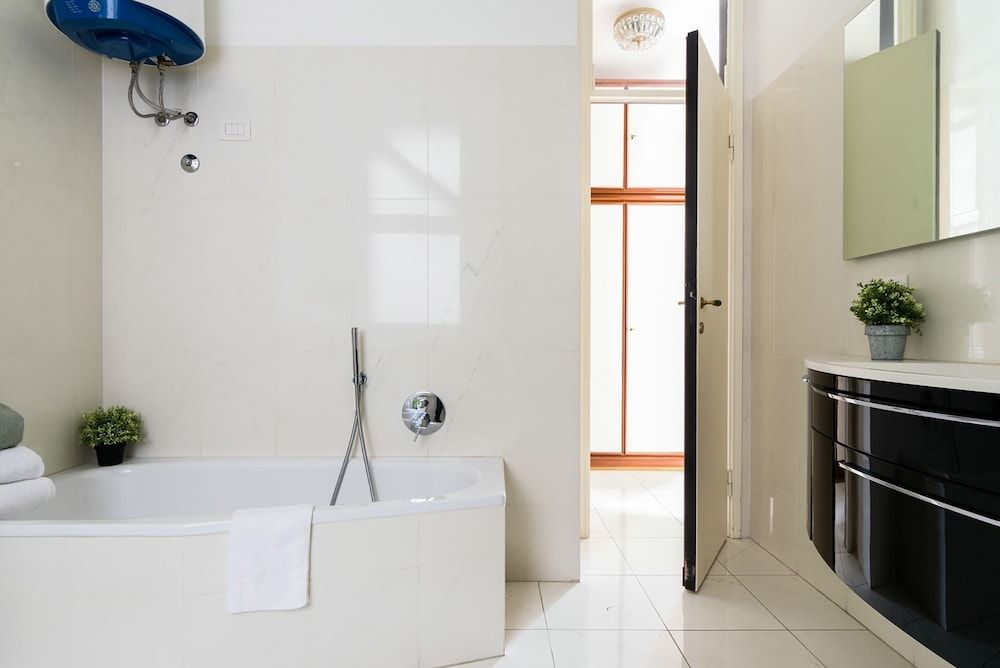 Piazza Cavour Lake View Apartment, 3 Bedrooms 26