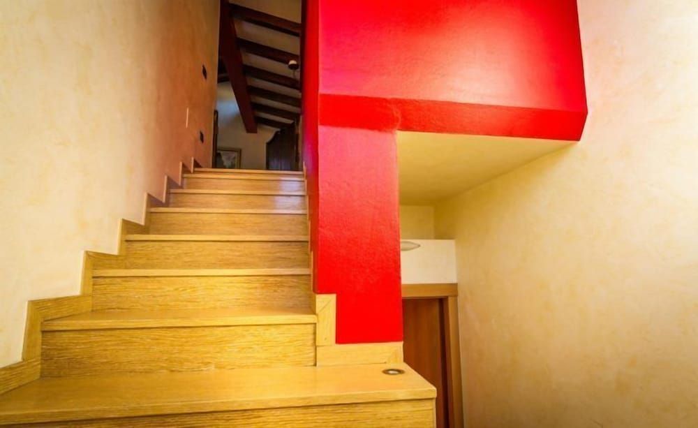 Your Home in Como Lake Apartment, 2 Bedrooms 24