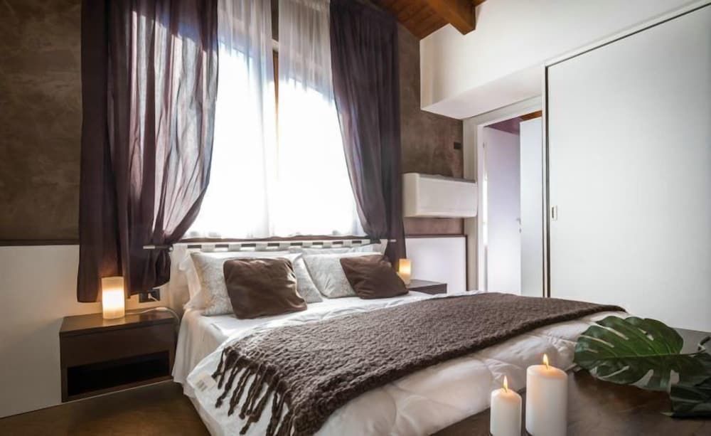 undefined Your Home in Como Lake 6