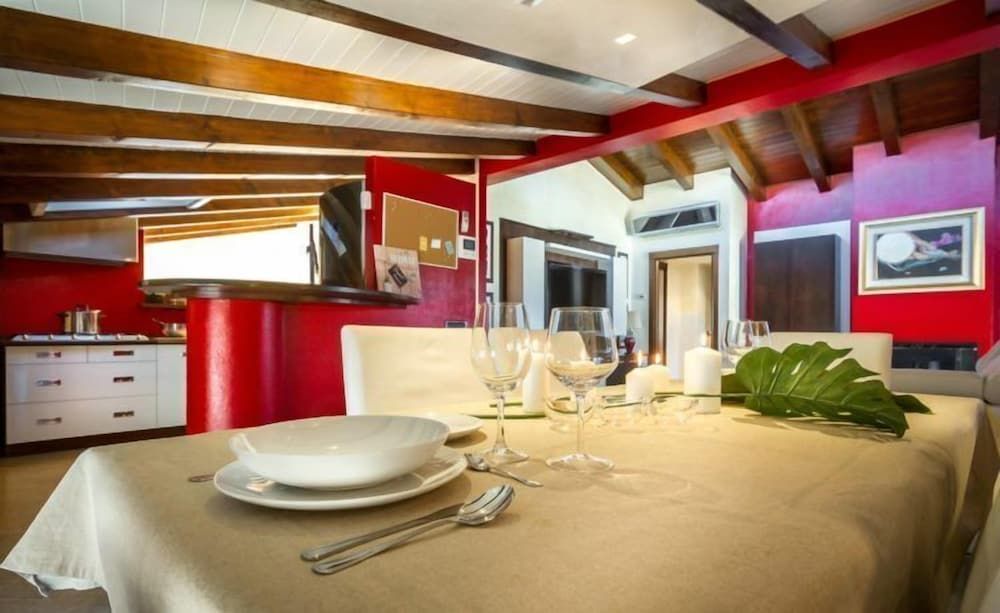 Your Home in Como Lake Apartment, 2 Bedrooms 14