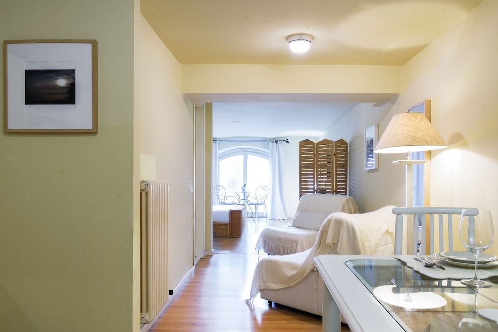 Lake Panorama Studio 9