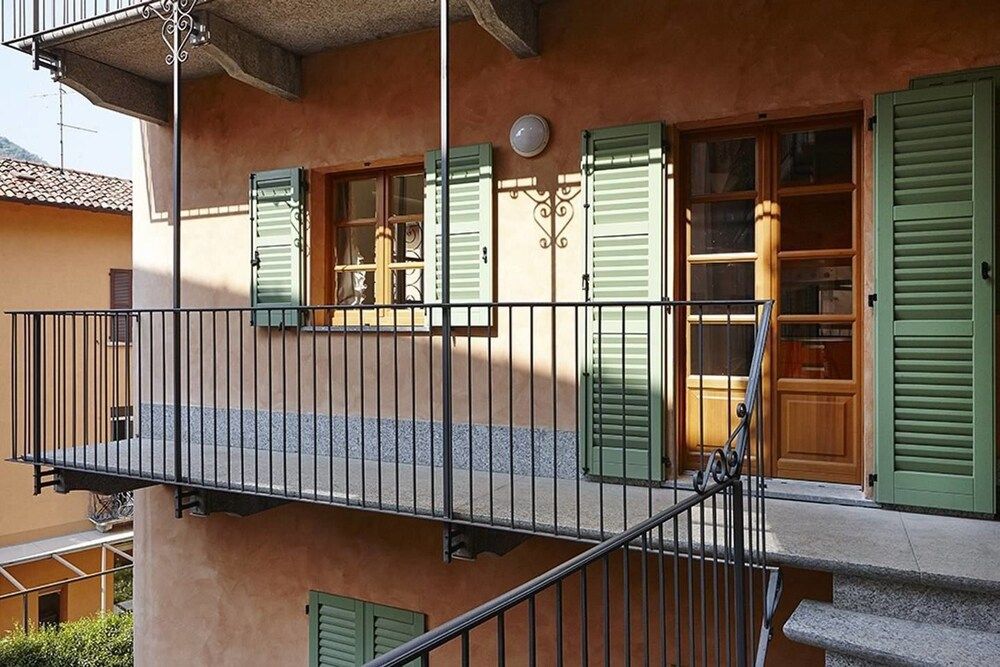 undefined JOIVY Charming Apt Centre of Como 4