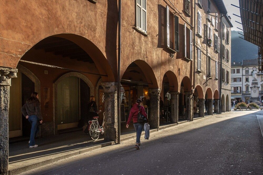 undefined Vanessa Apartment 2