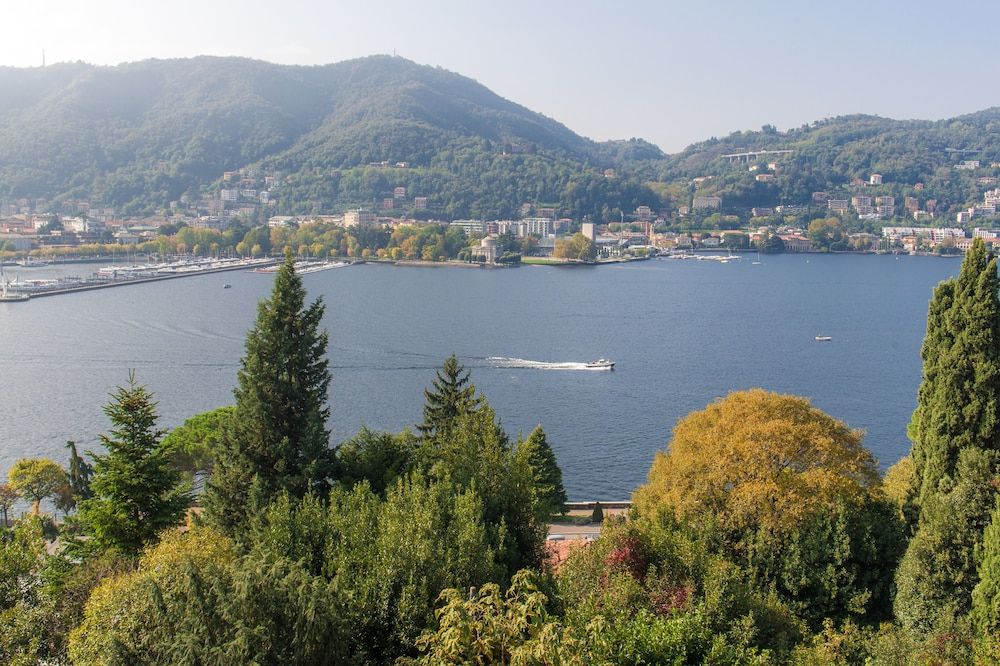 Lo Specchio del Lago Apartment, 2 Bedrooms, Lake View 26