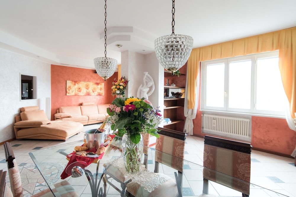 Lo Specchio del Lago Apartment, 2 Bedrooms, Lake View 38