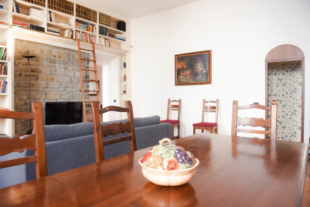 undefined Via Natta 15 8