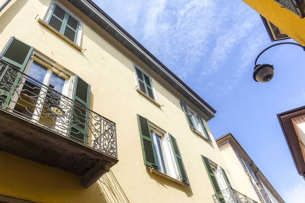 undefined Via Natta 15 4