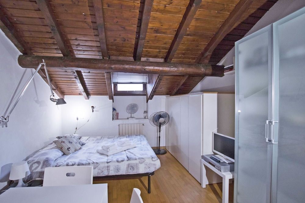 undefined Logicasa Residenza Tower Gate 4