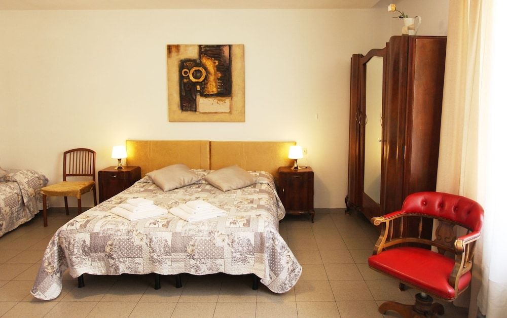 Logicasa Lake in Como Apartment, 1 Bedroom (5 pax) 9
