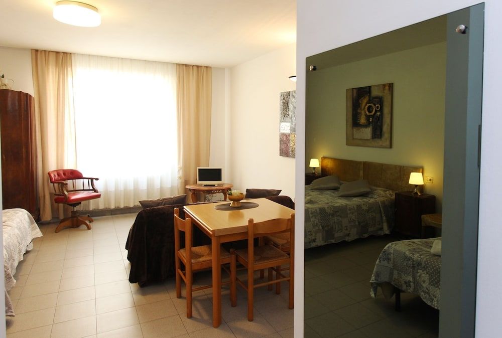Logicasa Lake in Como Apartment, 1 Bedroom (5 pax) 14
