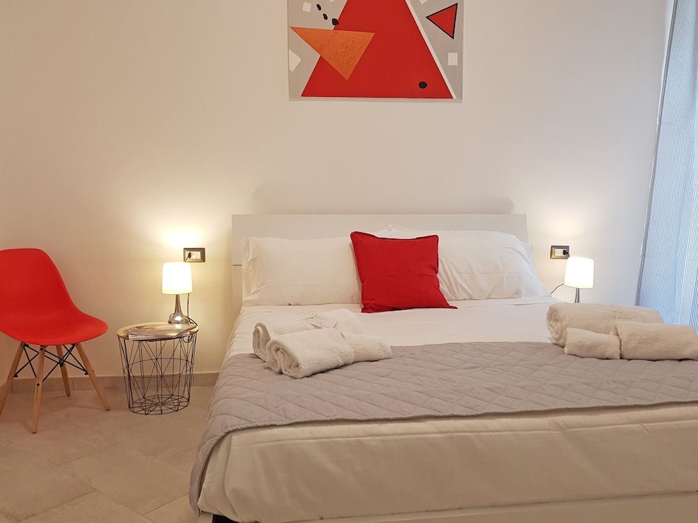 undefined Volta 61 Apartments