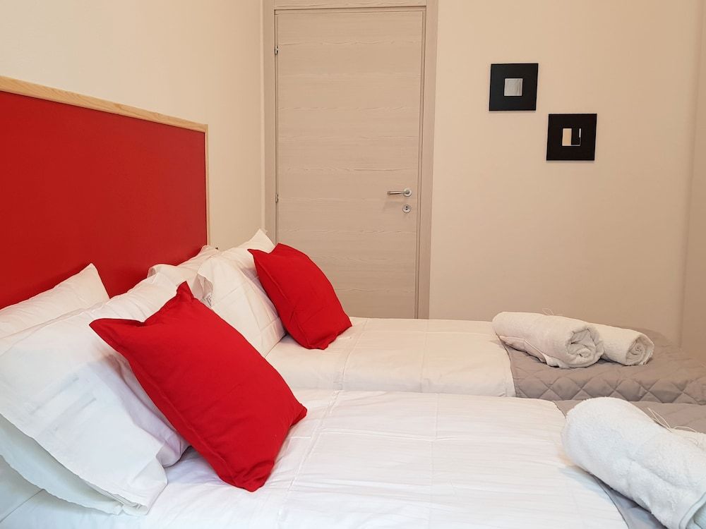 undefined Volta 61 Apartments 4