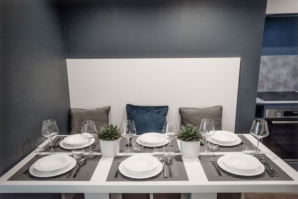 undefined Como Lake Suites 5