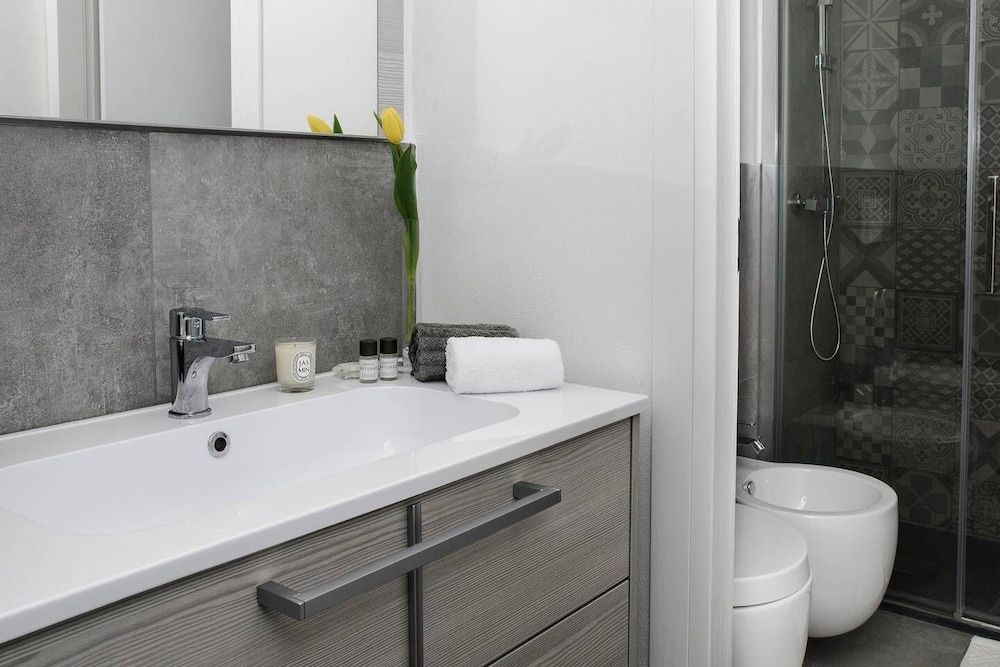 JOIVY Cute 1-bedroom flat next to Lake Como Apartment, 1 Bedroom, Lake View 6