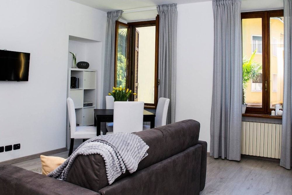 JOIVY Cute 1-bedroom flat next to Lake Como Apartment, 1 Bedroom, Lake View 18
