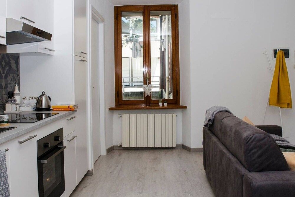 JOIVY Cute 1-bedroom flat next to Lake Como Apartment, 1 Bedroom, Lake View 10
