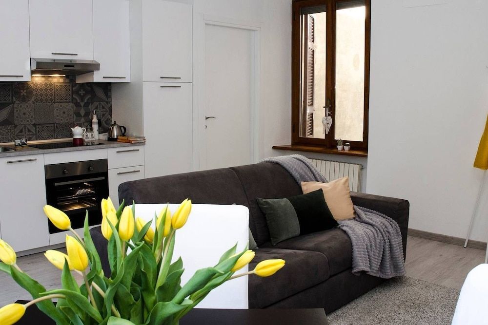 JOIVY Cute 1-bedroom flat next to Lake Como Apartment, 1 Bedroom, Lake View 9