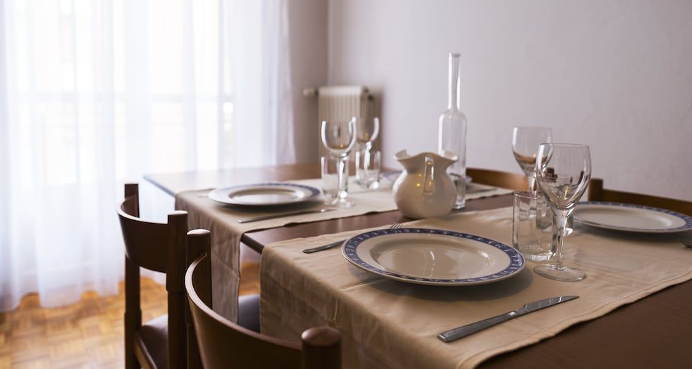 undefined JOIVY Welcoming 1BR apt next to Villa Olmo 6