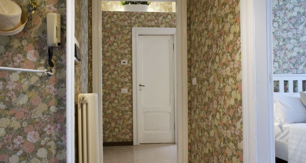 JOIVY Flowers Apartment 25 Apartment (1 Bedroom) 59